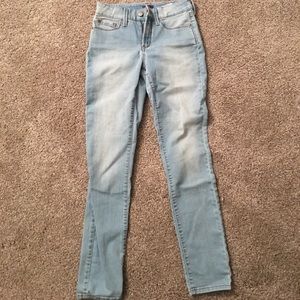 Light washed jeans!!